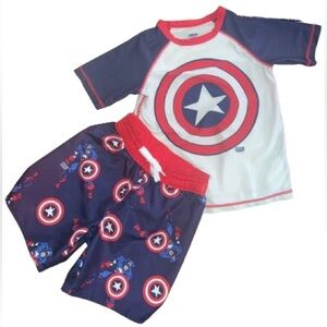 Old Navy Toddler’s Marvel rash guard/swim trunks 3T